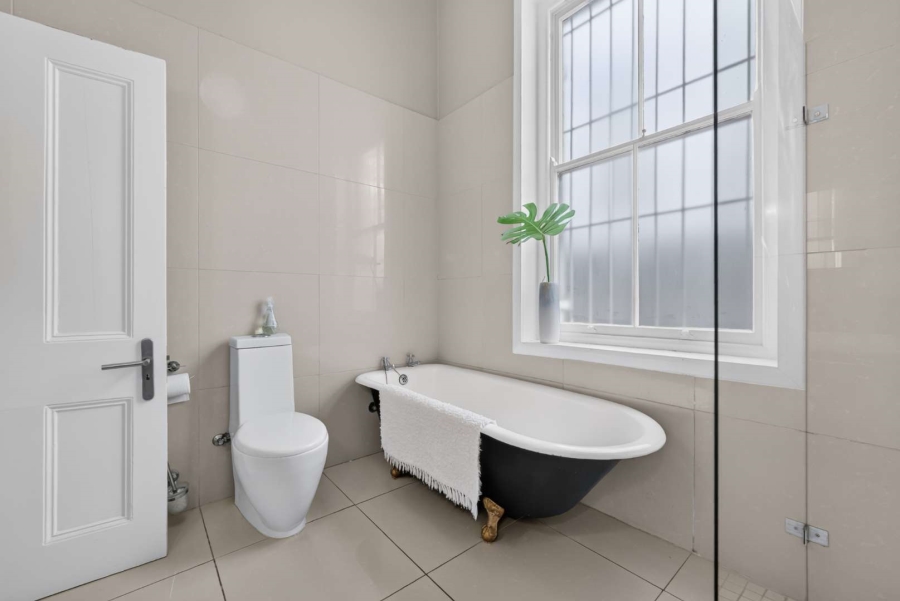 To Let 3 Bedroom Property for Rent in Gardens Western Cape
